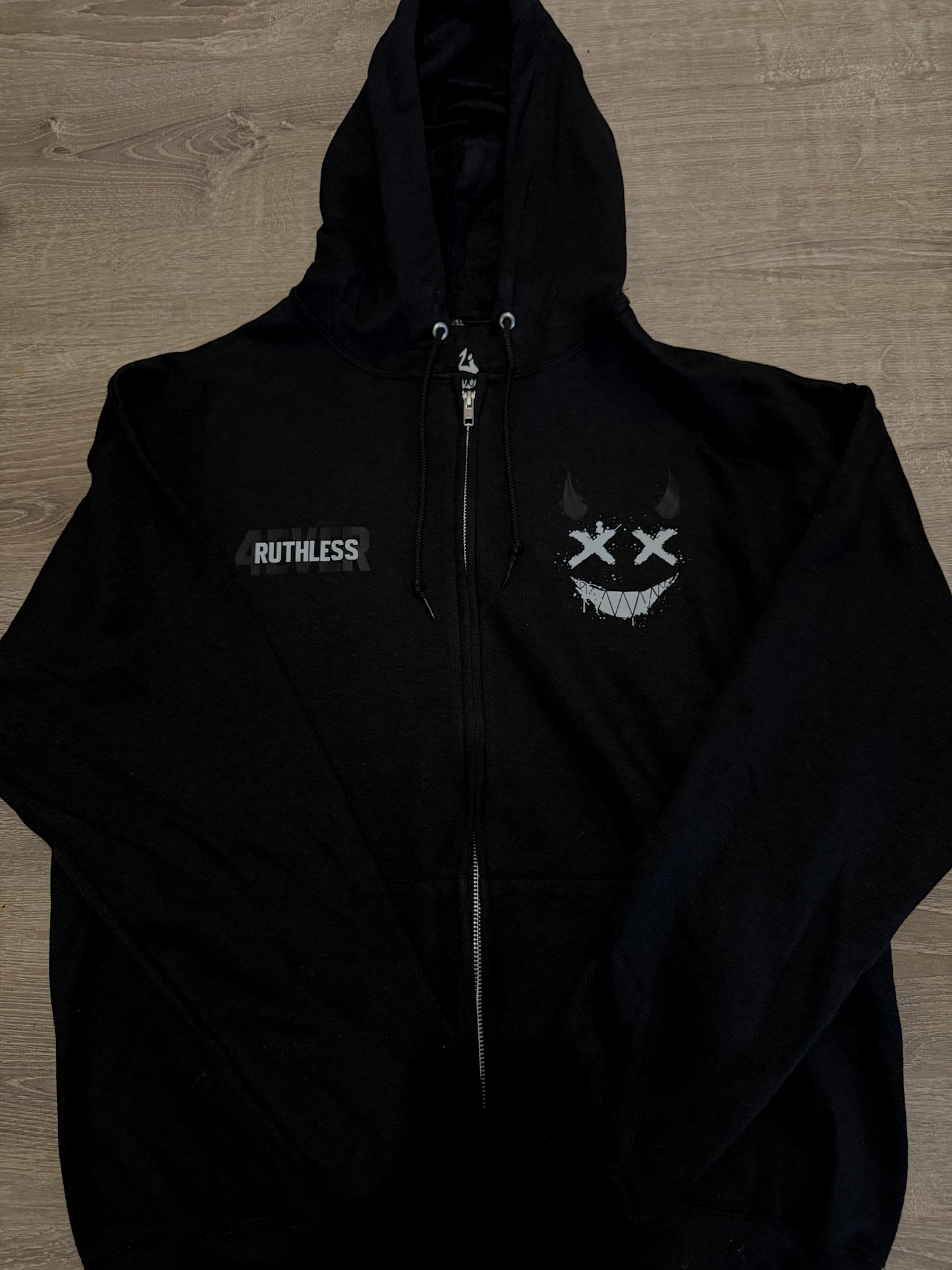 -NO ONE- Zipped Hoodie